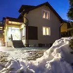 Gallery Guest house 3*