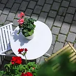 Gallery Guest house