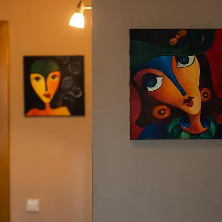 Gallery Guest house 3*